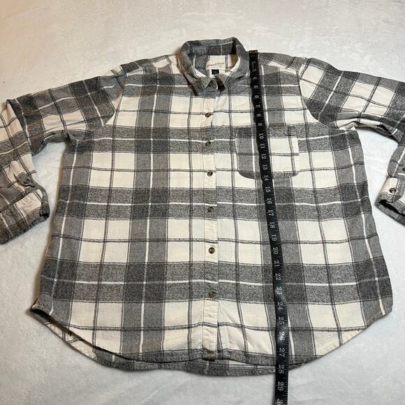 Universal Thread Plaid Flannel Relaxed Fit Button Up Shirt Size XL Cozy Hipster - Picture 7 of 8